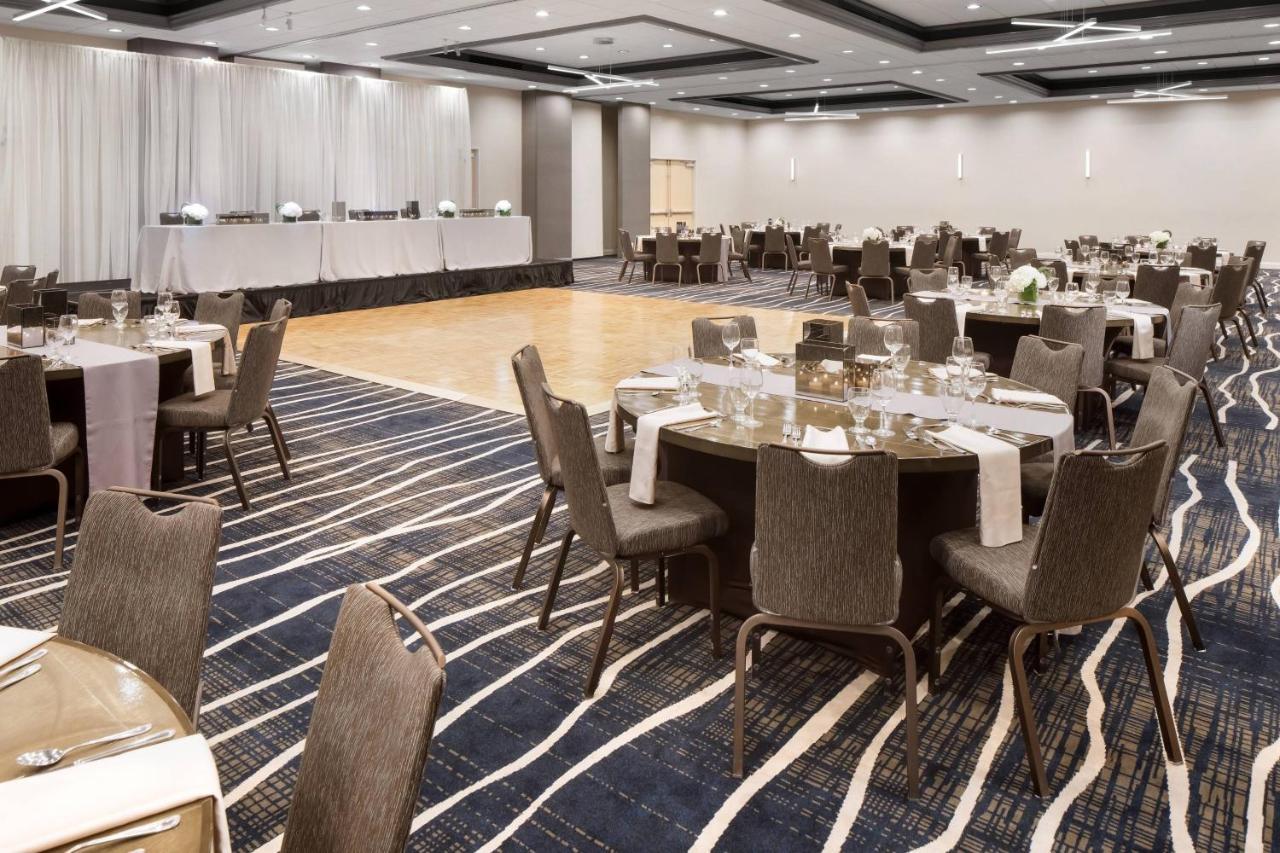 Delta Hotels By Marriott Minneapolis Northeast Екстер'єр фото