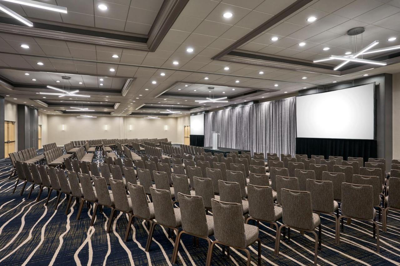 Delta Hotels By Marriott Minneapolis Northeast Екстер'єр фото