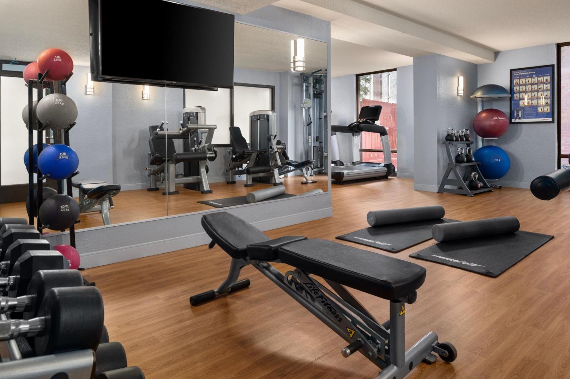 Delta Hotels By Marriott Minneapolis Northeast Екстер'єр фото