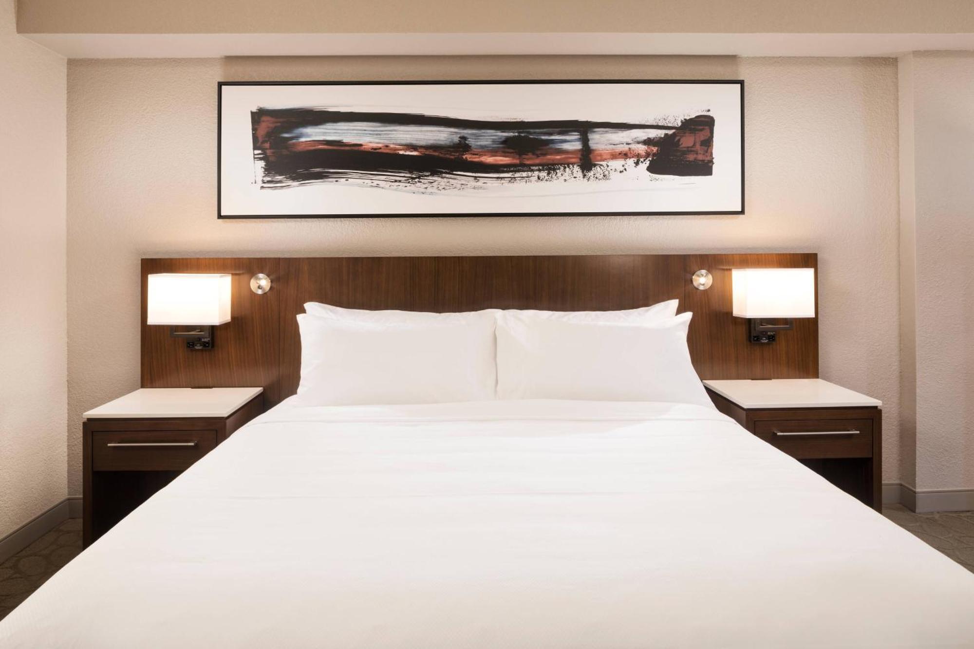 Delta Hotels By Marriott Minneapolis Northeast Екстер'єр фото