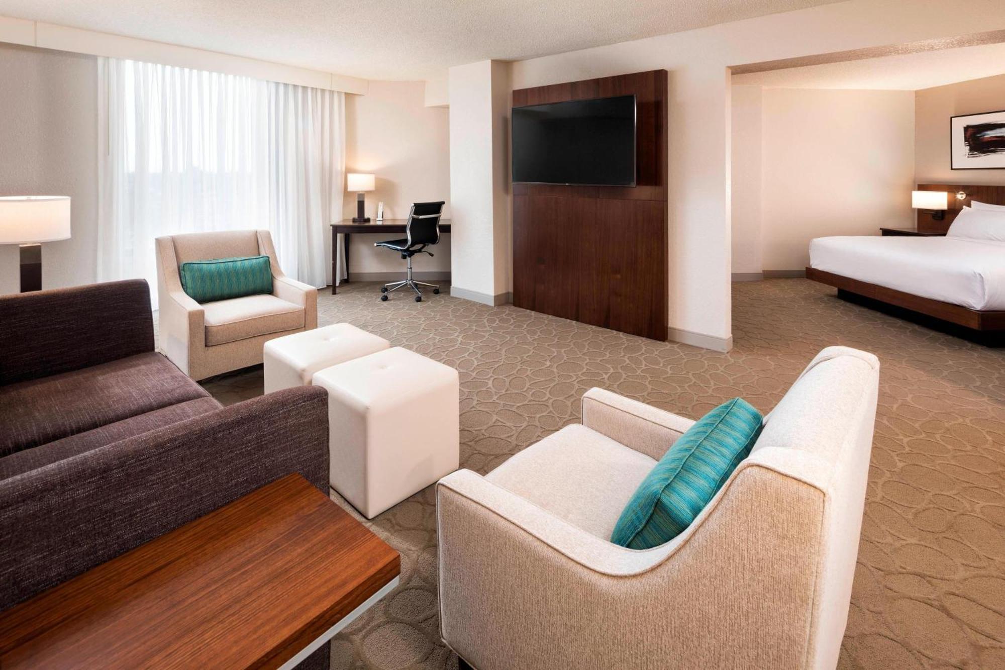 Delta Hotels By Marriott Minneapolis Northeast Екстер'єр фото