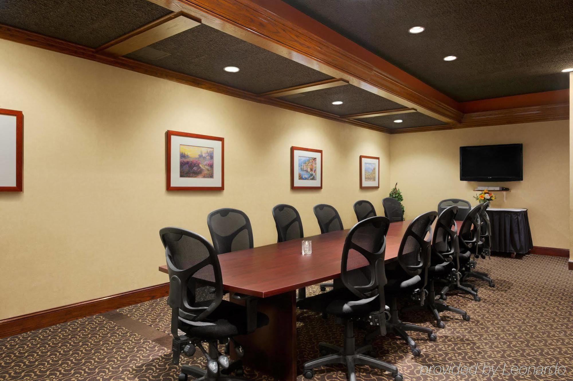 Delta Hotels By Marriott Minneapolis Northeast Екстер'єр фото