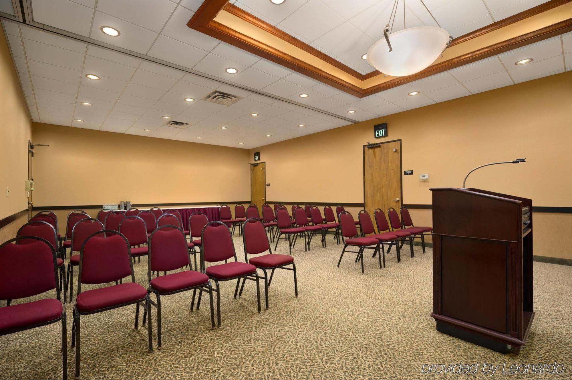 Delta Hotels By Marriott Minneapolis Northeast Екстер'єр фото
